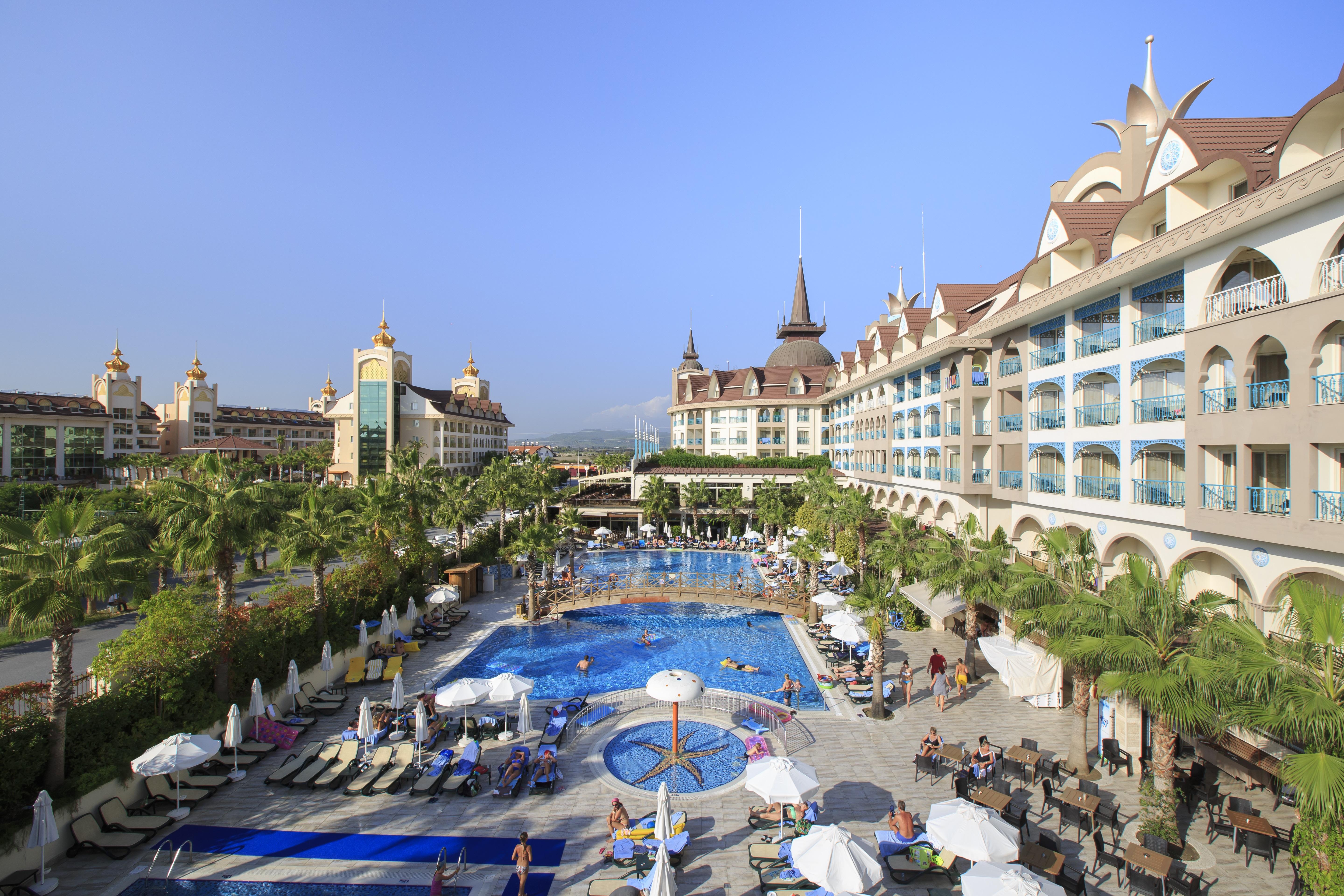 Side Crown Palace Ultra All Inclusive Exterior photo